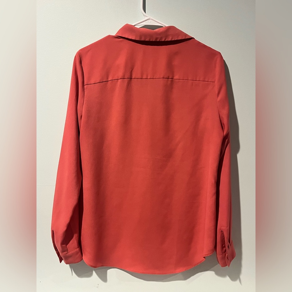 Ann Taylor Women's Coral Button-Down Polyester Shirt, Size Medium - Picture 3 of 4